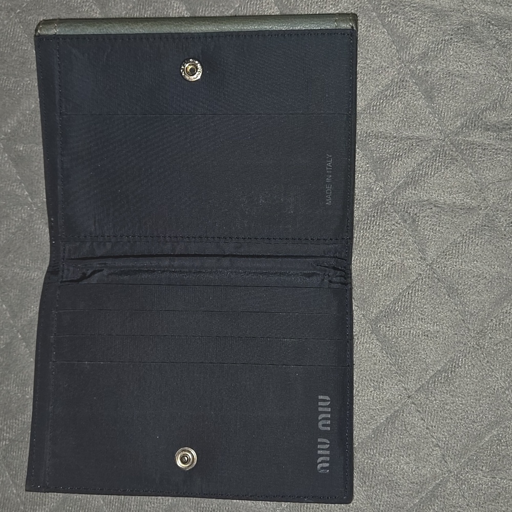 Miu Miu Short Wallet - Picture 2 of 7
